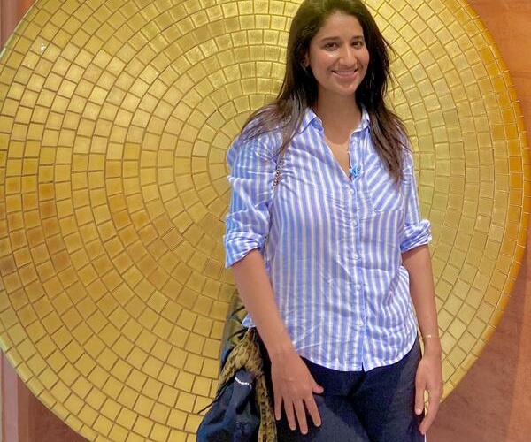 Dr. Neevika Singh - Founder & Lead Dentist, Endodontics Specialist at Aura Dental Square